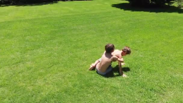 Two Brothers Wrestling Fighting — Vídeo de Stock