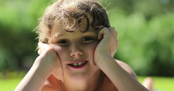 Happy Little Child Boy Hanging Outdoors Grass — Vídeo de Stock