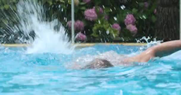 Senior Man Swimming Pool Slow Motion — Vídeos de Stock