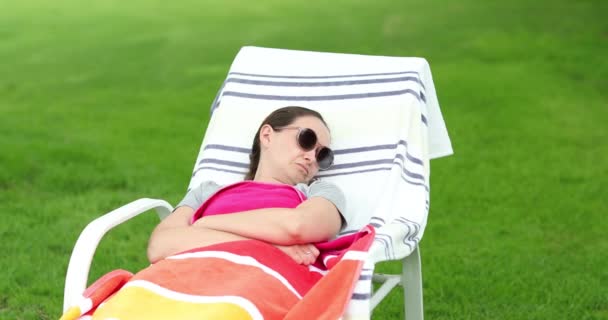 Woman Sleeping Outdoors Taking Nap — Stockvideo