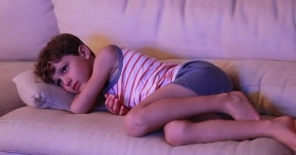Small Boy Couch Watching Night Living Room — Αρχείο Βίντεο