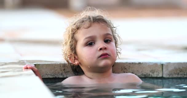 Thoughtful Portrait Child Swimming Pool Relaxing Thinking — Αρχείο Βίντεο