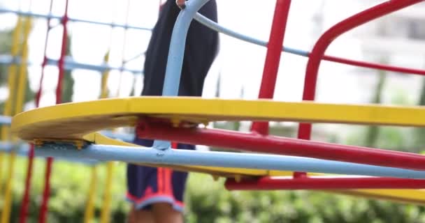 Playground Carousel Spinning Kid — ストック動画