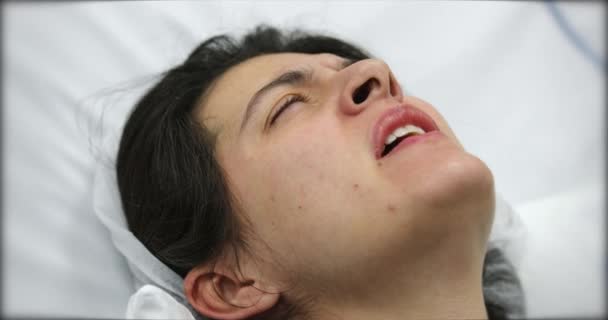 Woman Pain Hospital Real Life Woman Suffering — Vídeo de Stock