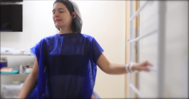 Pregnant Woman Hospital Clinic Having Contractions Give Labor — Vídeo de Stock