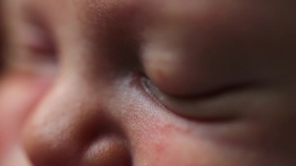Close Baby Eyes Closed Sleeping — Vídeo de Stock