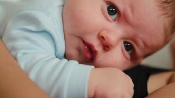 Baby Falling Asleep Mother Chest Together Afternoon Nap — Video Stock