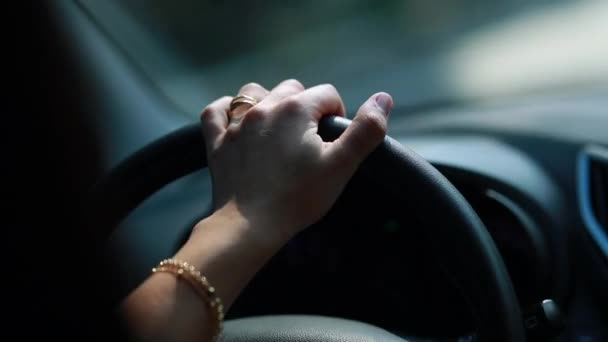 Closeup Girl Hand Holding Steering Wheel Driving Road One Hand — Stockvideo