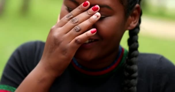 Black Girl Laughing Covering Face Hand Real Life Laugh — Video