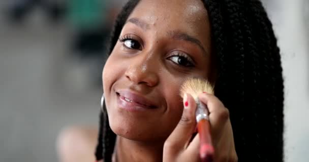African Black Teen Applying Make — стокове відео