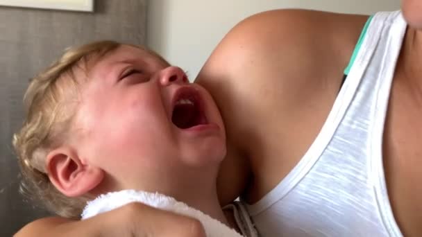 Mother Removing Baby Mucus Toddler Congested Nose Infant Child Complining — Stok video