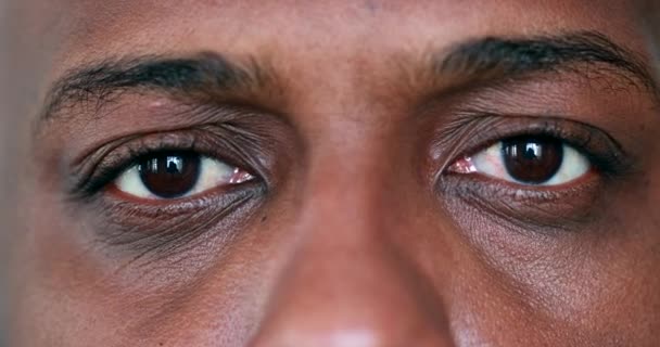 Olhos Macro Close Homem Fechando Olhos Contemplação Meditação — Vídeo de Stock