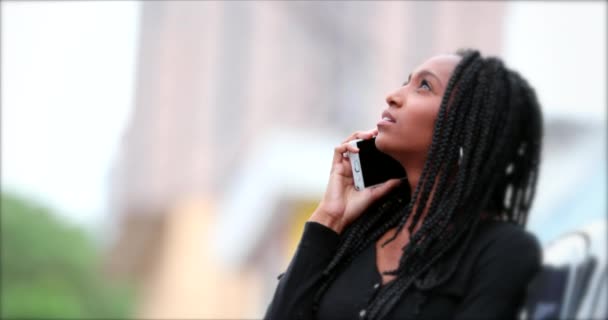 Black African Teen Girl Speaking Phone Candid Mixed Race Teenager – Stock-video