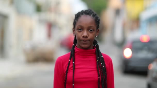Black African Pre Teen Girl Portrait Looking Camera Mixed Race — Stok video