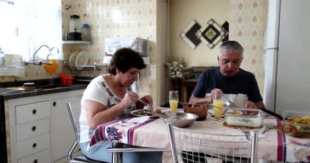 Casual Seniors Eating Meal Lunch Home Kitchen — ストック動画