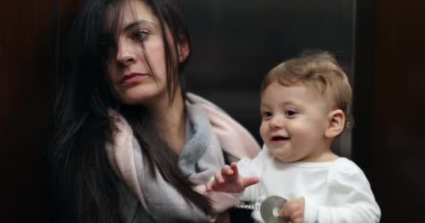 Mother Baby Posing Together Elevator Mirror Infant Boy Pulling Mom — Wideo stockowe