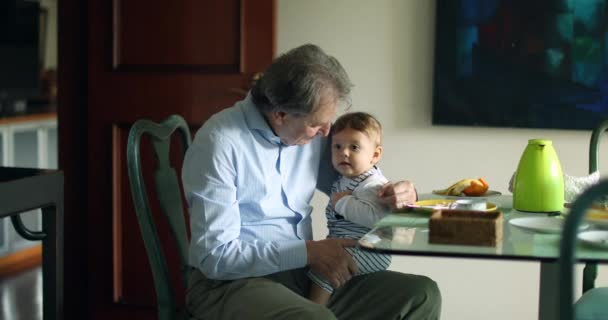Grandfather Baby Infant Son Breakfast Table — Stock videók