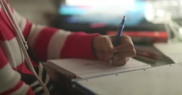 Focused Woman Taking Notes Night Studying Concentrated Person Writing Notepad — Vídeo de stock