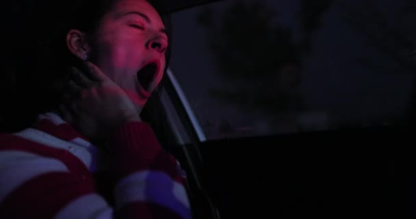 Woman Yawning While Driving Night Tired Female Driver Putting Hand — Vídeo de stock