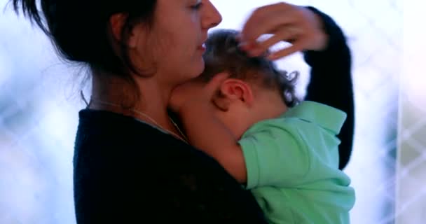 Mother Holding Tired Baby Exhausted Infant Boy Wanting Nap — Stok Video