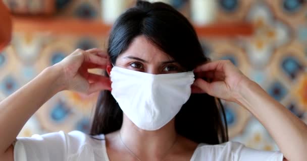 Woman Wearing Face Surgical Mask Pandemic Coronavirus Prevention — ストック動画