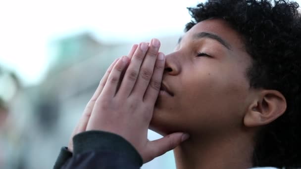 Spiritual Young Boy Praying Child Opening Eyes Sky Hope Faith — Stockvideo
