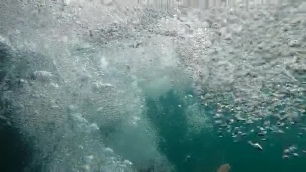 Bubbles Super Slow Motion Water Liquid 240Fps Rising Surface — Stock videók
