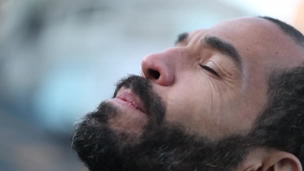 Man Closing Eyes Contemplation — Stock video