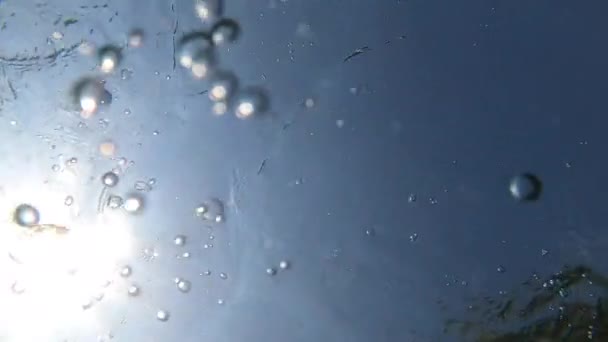 Going Underwater Pov Submerging Water Surface — Αρχείο Βίντεο