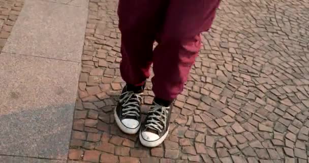 African Man Dancing Sidewalk Close Feet Dance — Vídeos de Stock