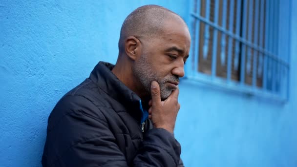 Pensive African American Senior Man Feeling Regret Black Older Person — Stockvideo