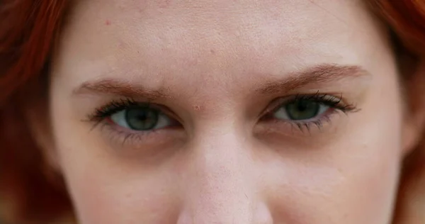 Closeup Redhead Woman Opening Eyes Shock Reaction Emotion — Stock Photo, Image