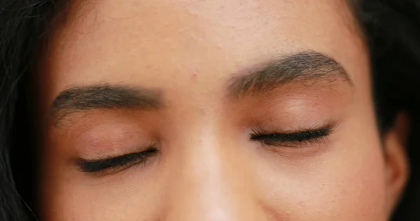 Closeup African Black Girl Closing Opening Eyes — Stock Photo, Image