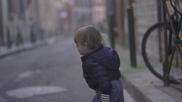 Little Baby Toddler Playing Urban Street Jumping Sidewalk — Αρχείο Βίντεο