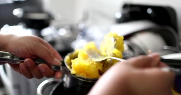 Close Hands Preparing Mandioc Food Pressing Ingredient — Stockvideo