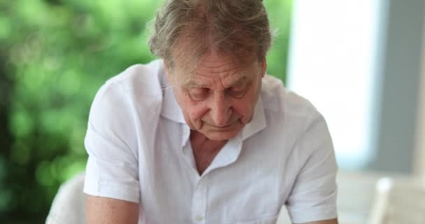Pensive Older Man Thinking Senior Man Concerned Worried — Vídeo de Stock