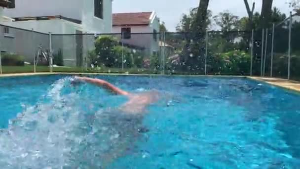 Senior Man Swimming Pool — Vídeos de Stock