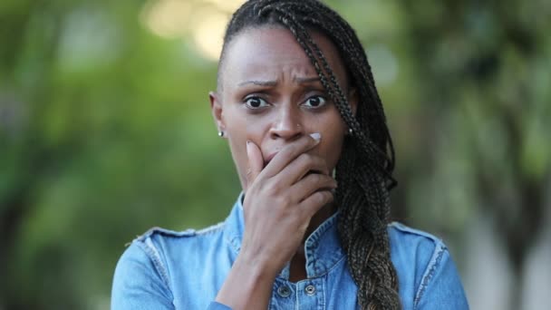 Mulher Arrepender Emoção Africano Etnia Pessoa Desapontamento — Vídeo de Stock