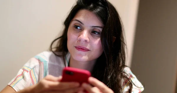 Pensive Woman Holding Smartphone Casual Candid Thoughtful — Foto de Stock