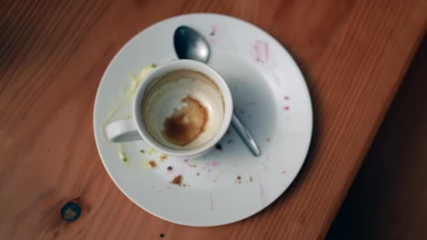 Blick Von Oben Auf Leere Tasse Kaffeereste — Stockvideo