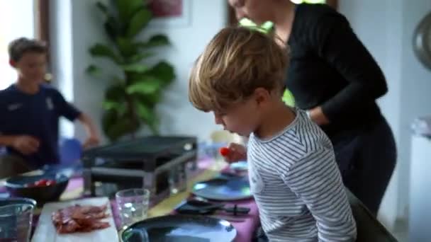 Family Lunch Table Together Toddler Sitting Real Life Family Moment — 图库视频影像