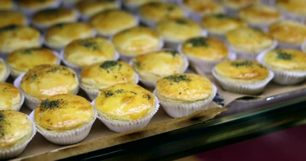 Quiche Food Display Store — Stock Video