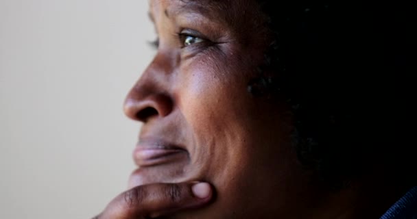 Lacrimosa Donna Africana Nera Ansia Preoccupazione Emozione — Video Stock