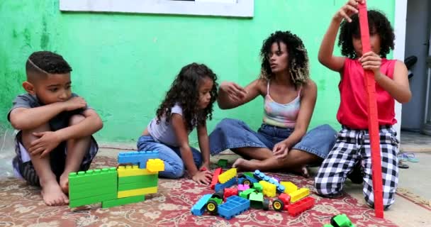 Latin Brazilian Children Playing Next Mother — Stock Video