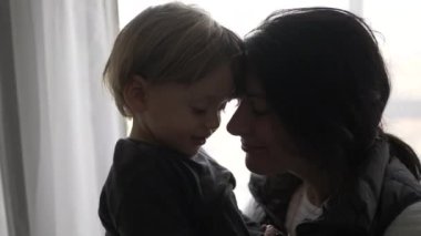 Anne ve sevgi sevgi ve ilgi ilişkileri