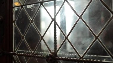 Pis pencerelerin sinematik yakın çekimi