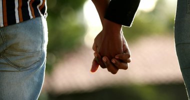 El ele tutuşan iki kişi, Afrika Birliği ve destek