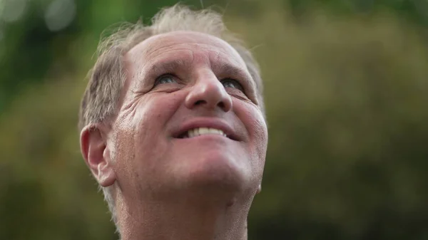 Happy Mature Man Closeup Face Looking Sky Hope Faith Contemplative — Stock Photo, Image