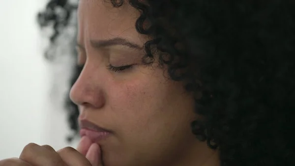 One Spiritual Young Black Woman Face Prayer Meditative Contemplative Brazilian — Stock Photo, Image