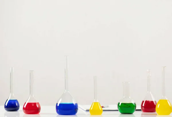 Provetta Con Reagente Liquido Laboratorio Scienza Chimica Vetreria Laboratorio — Foto Stock